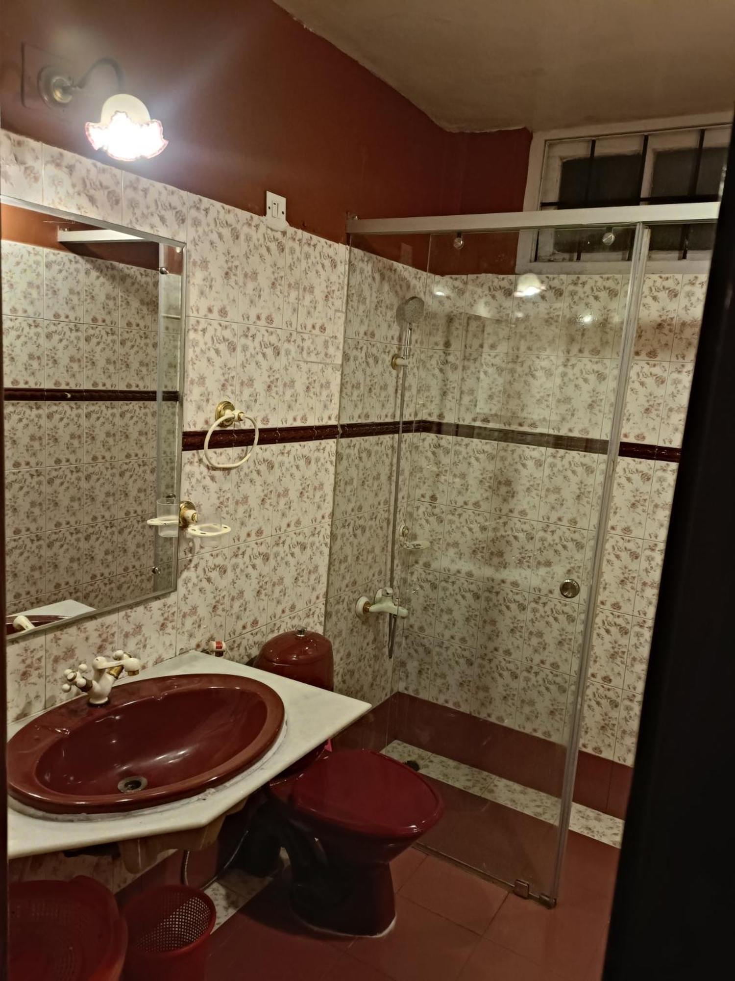 Bed and Breakfast The Red House Уті Екстер'єр фото