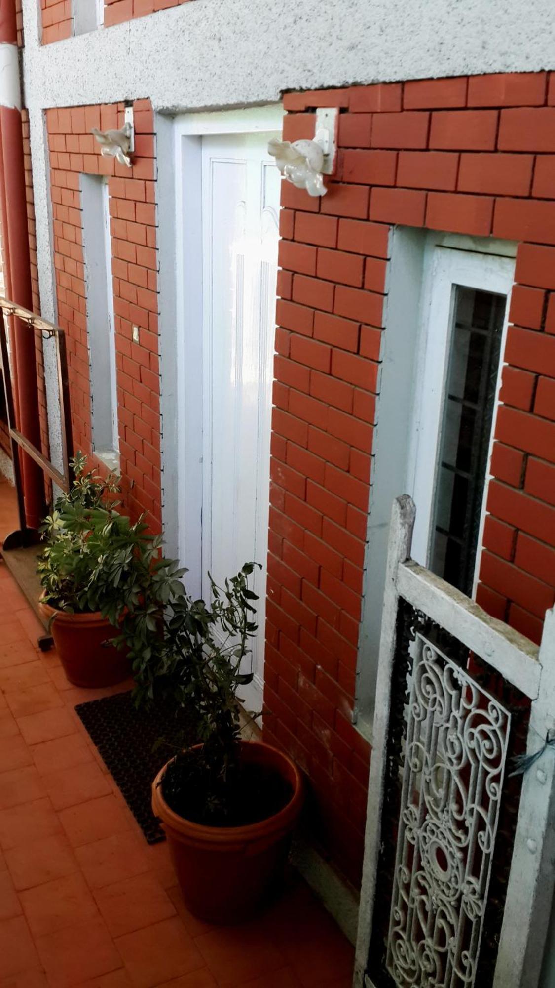 Bed and Breakfast The Red House Уті Екстер'єр фото