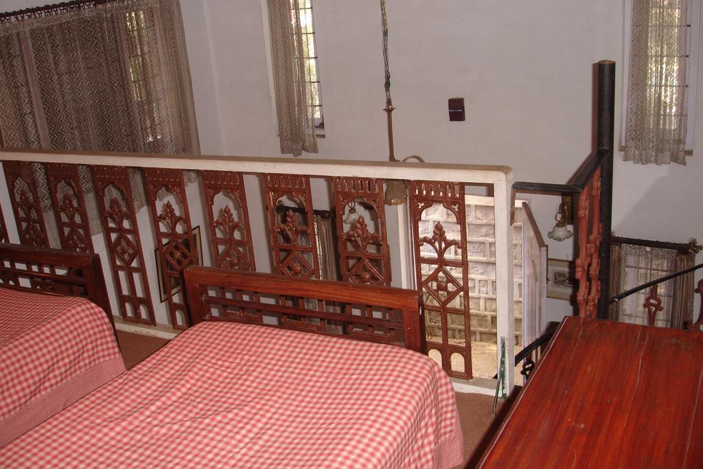 Bed and Breakfast The Red House Уті Номер фото