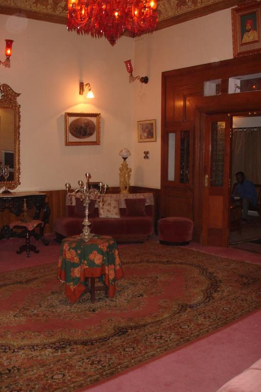 Bed and Breakfast The Red House Уті Екстер'єр фото