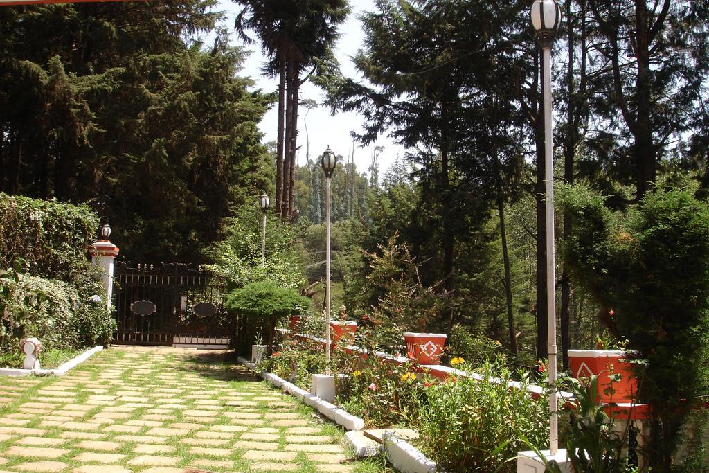 Bed and Breakfast The Red House Уті Екстер'єр фото