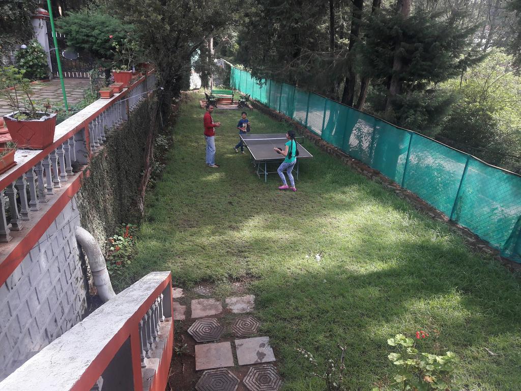 Bed and Breakfast The Red House Уті Екстер'єр фото