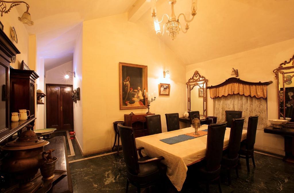 Bed and Breakfast The Red House Уті Екстер'єр фото