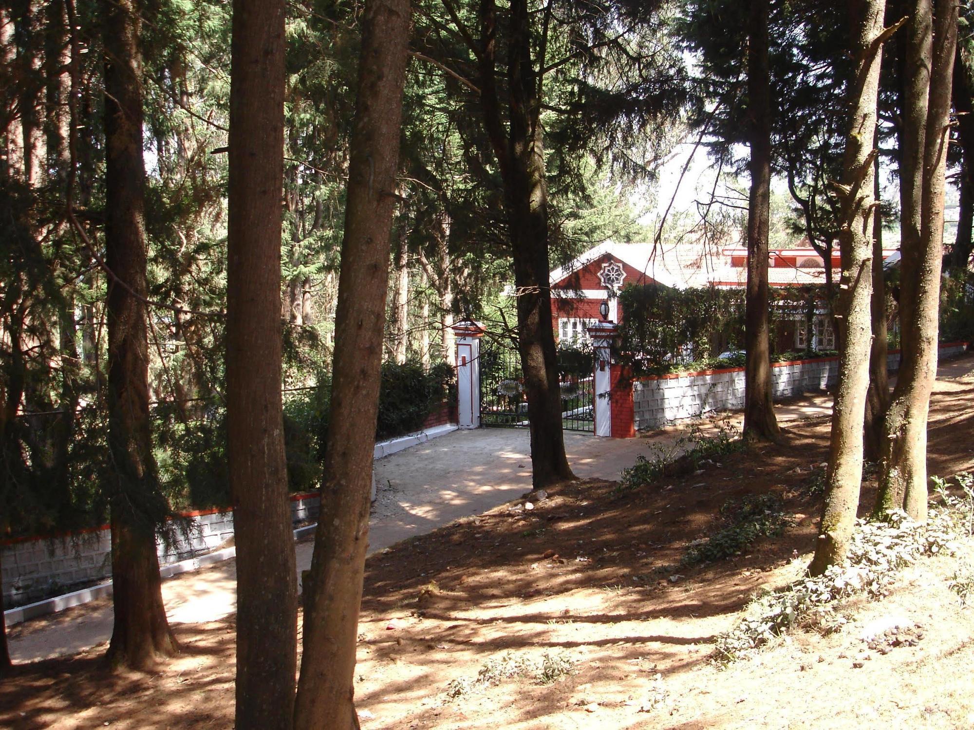 Bed and Breakfast The Red House Уті Екстер'єр фото